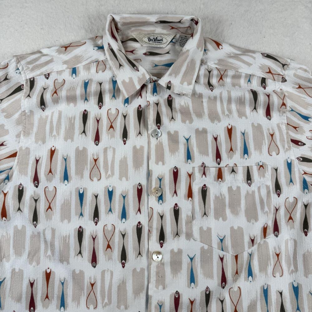 DaVinci Shirt Mens Size M Multicolor Fish Print Short Sleeve Button Up Casual